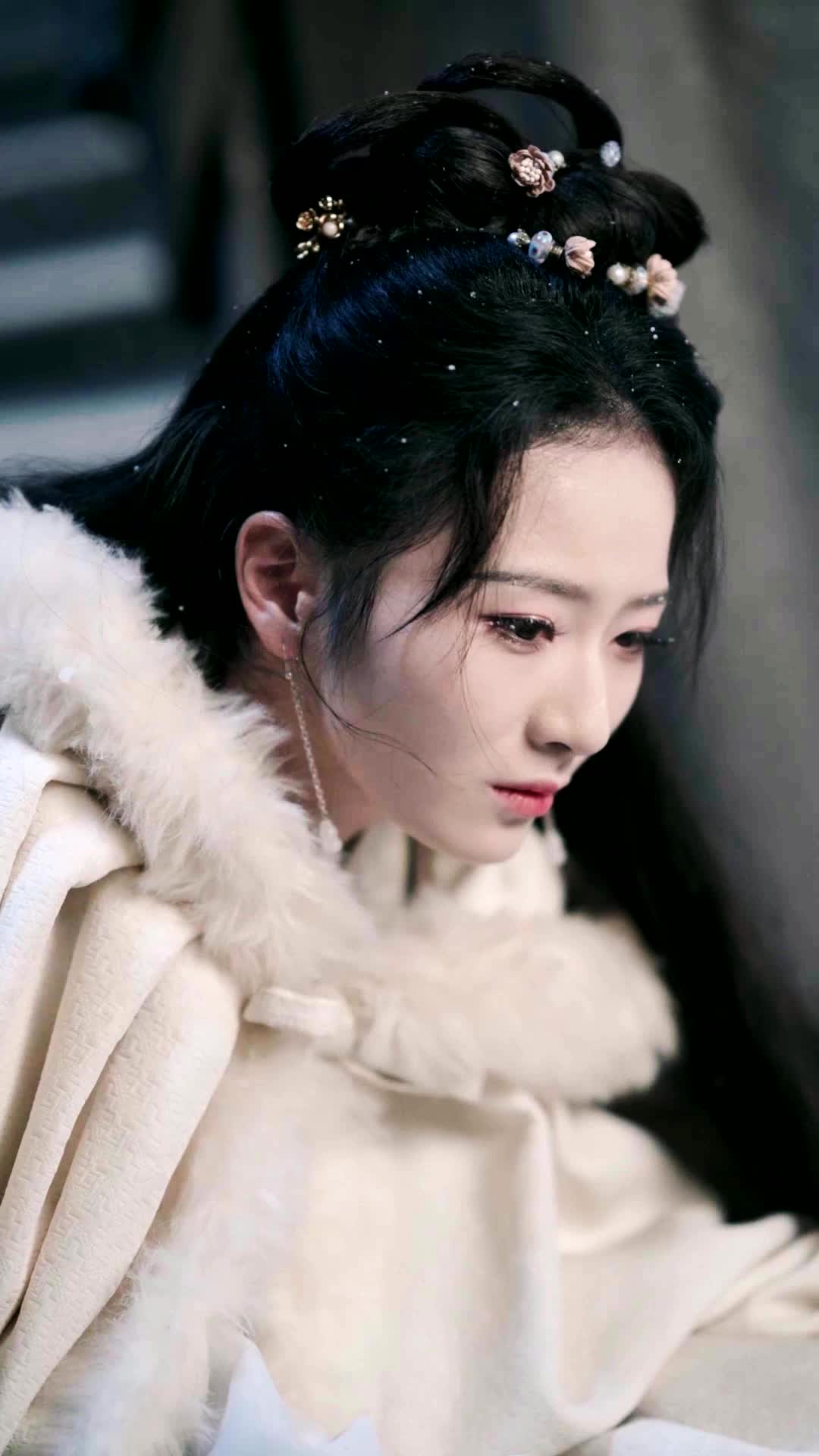 Episodio 2 - Destinos Rotos